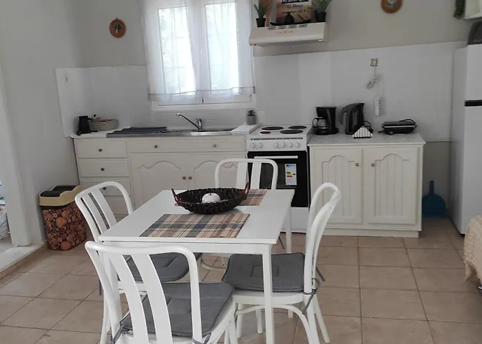 Myrties House